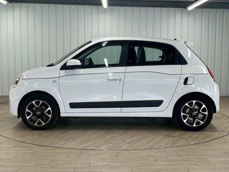 TWINGO