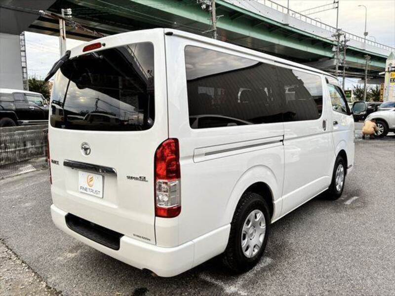 HIACE VAN