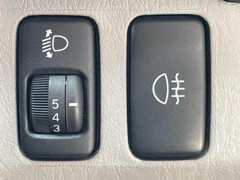 HILUX SURF