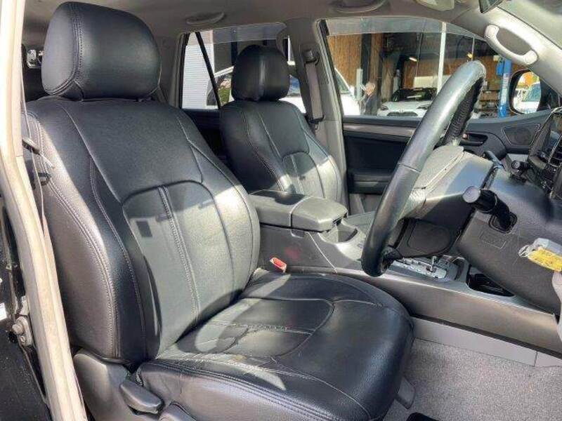 HILUX SURF