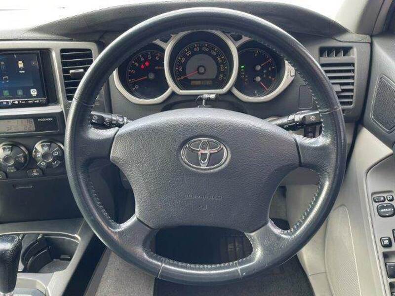 HILUX SURF