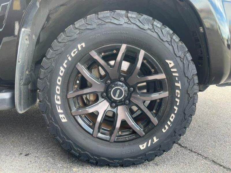 HILUX SURF