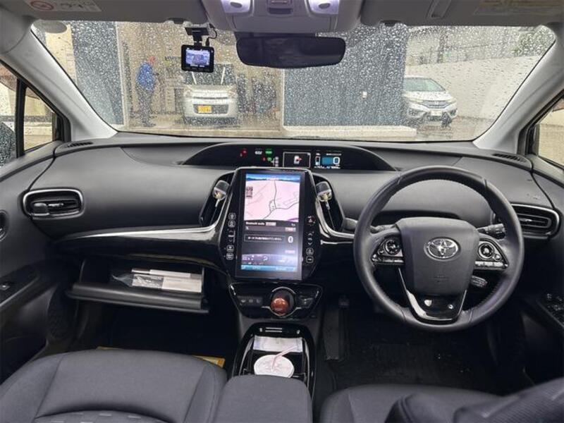 PRIUS PHV