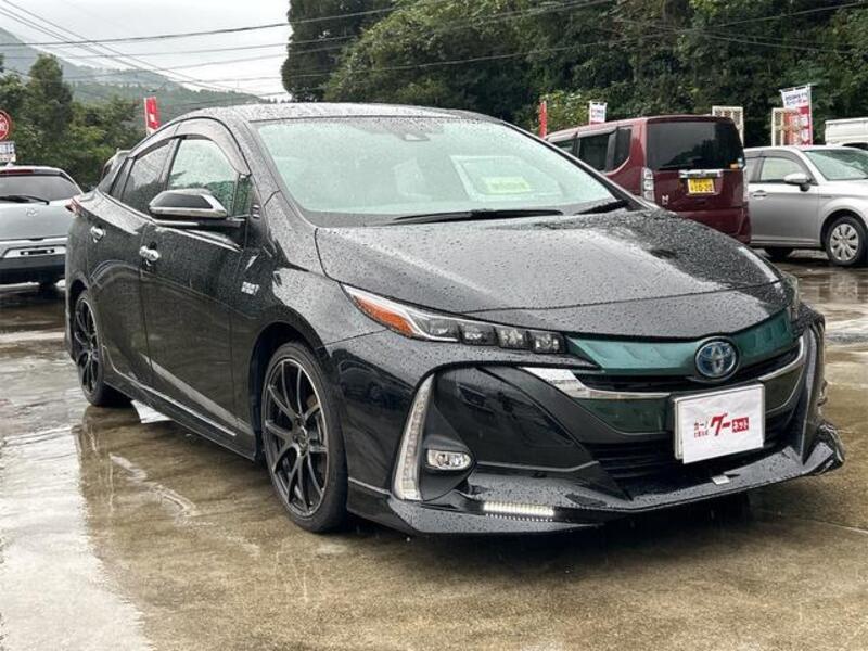 PRIUS PHV