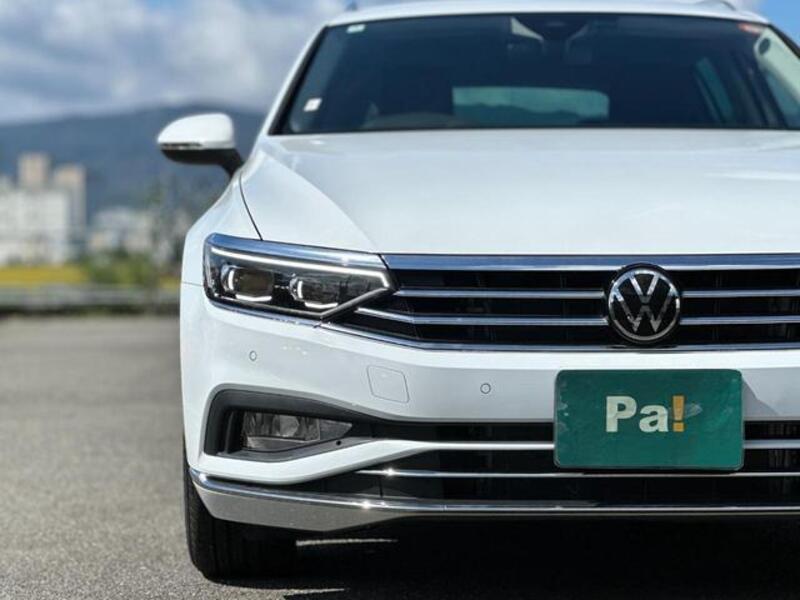 PASSAT VARIANT