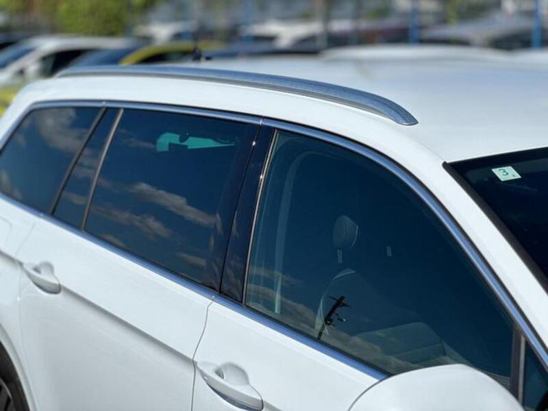 PASSAT VARIANT