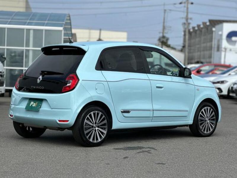 TWINGO