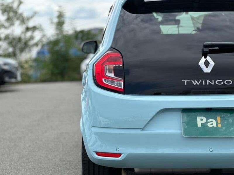TWINGO