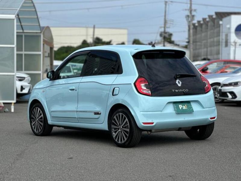 TWINGO
