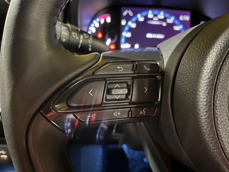YARIS CROSS