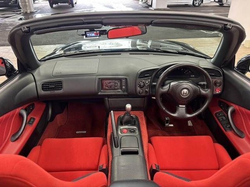 S2000