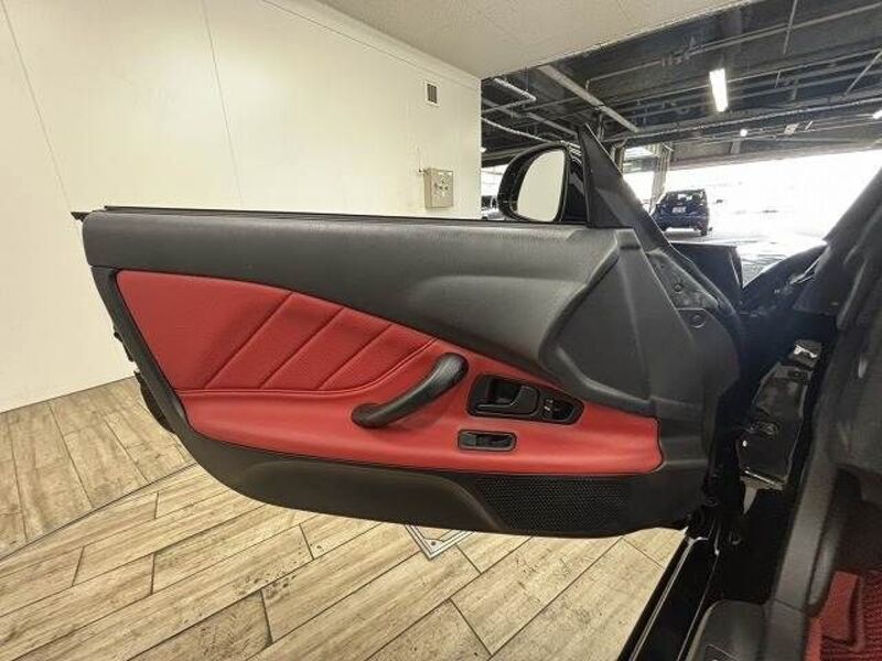 S2000