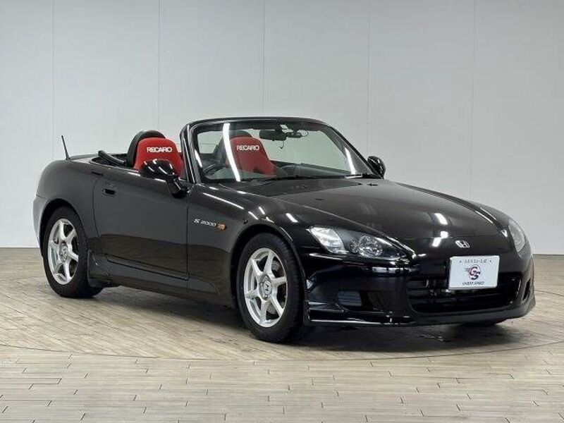 S2000