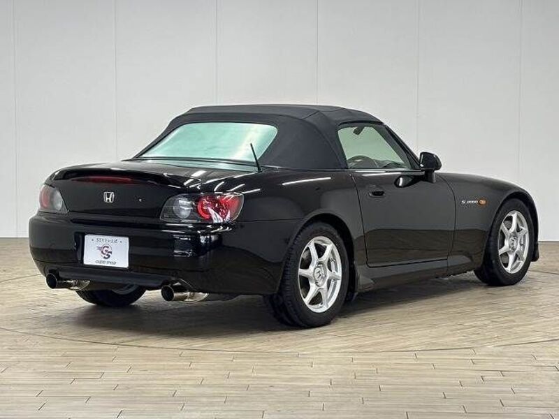 S2000