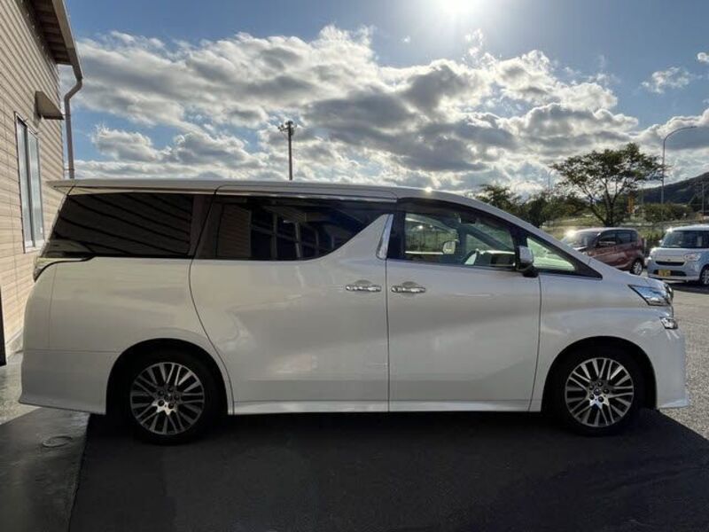 VELLFIRE