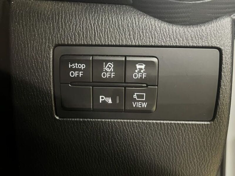 MAZDA2