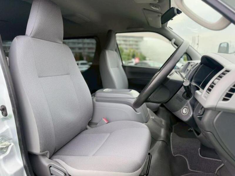 HIACE WAGON