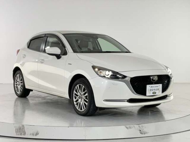 MAZDA2