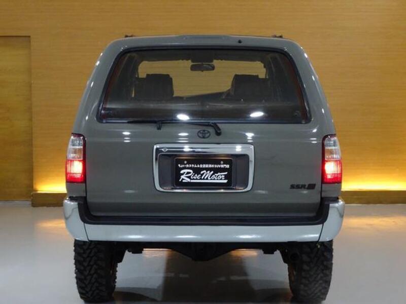 HILUX SURF