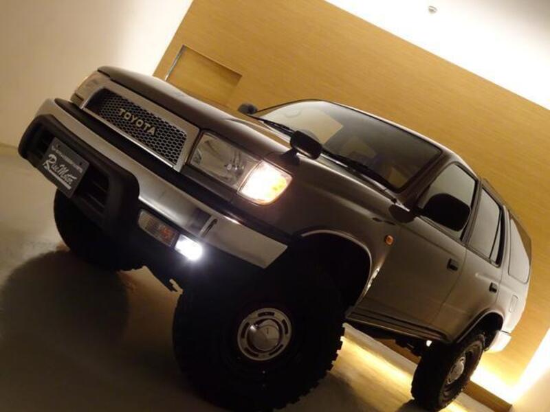 HILUX SURF