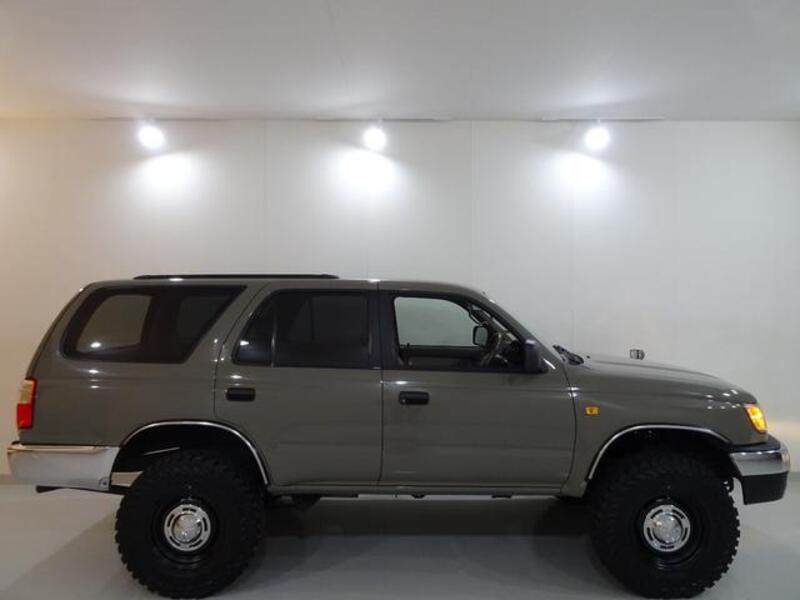 HILUX SURF