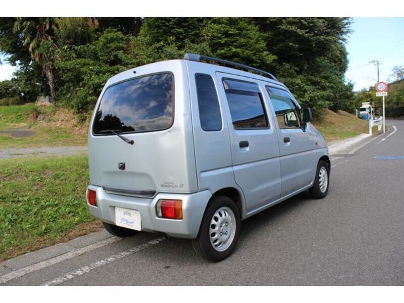 WAGON R