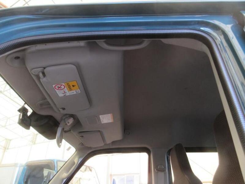 CLIPPER VAN