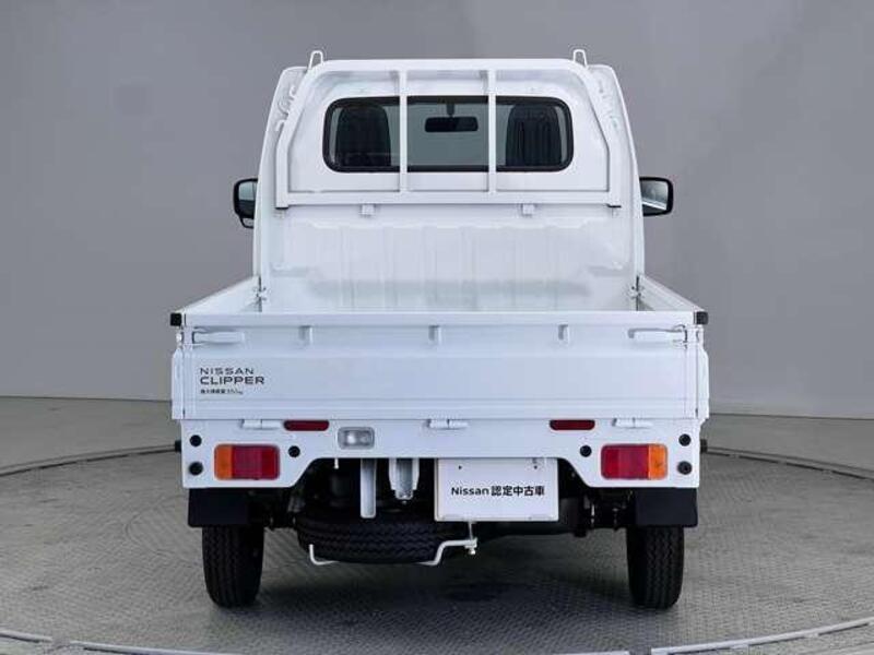 CLIPPER TRUCK