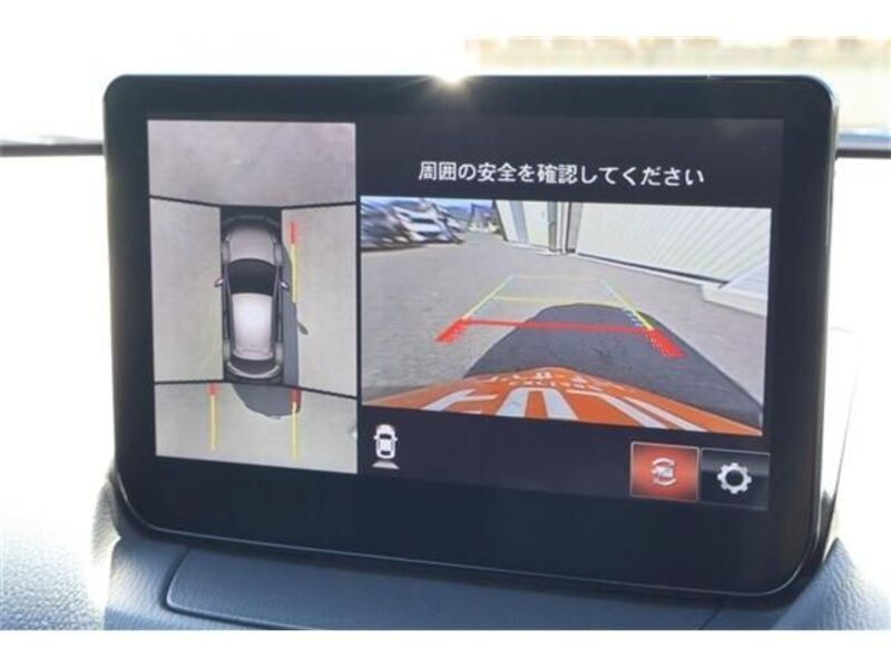 MAZDA2