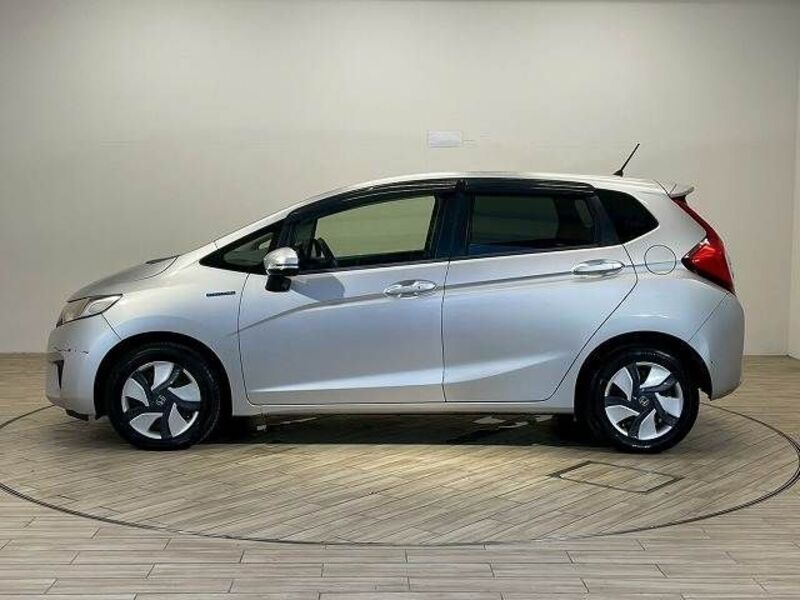 FIT HYBRID
