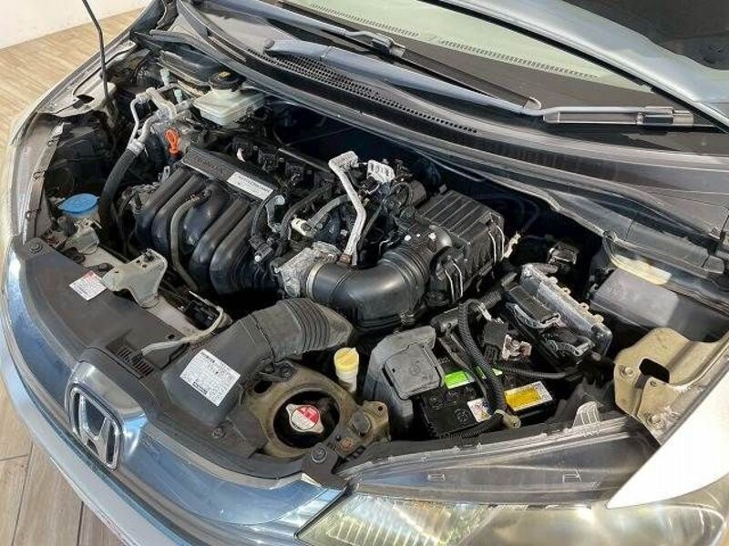 FIT HYBRID