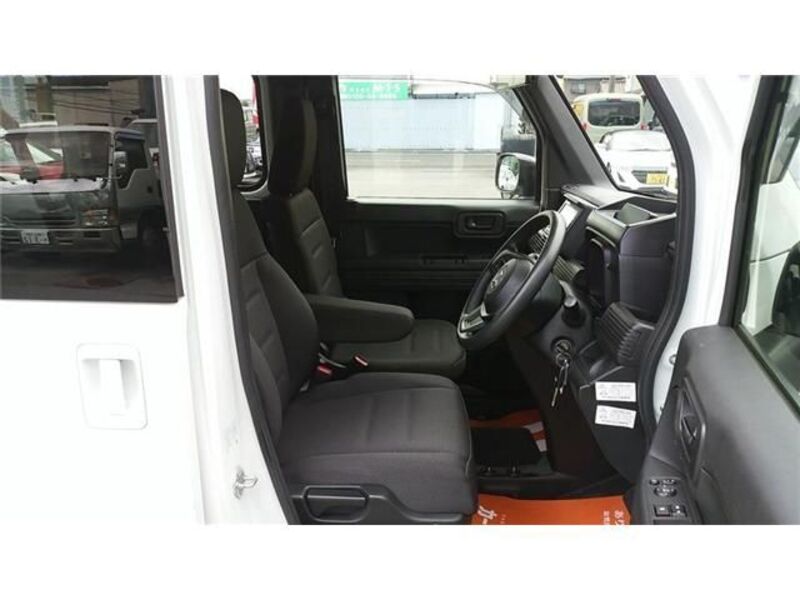N-VAN