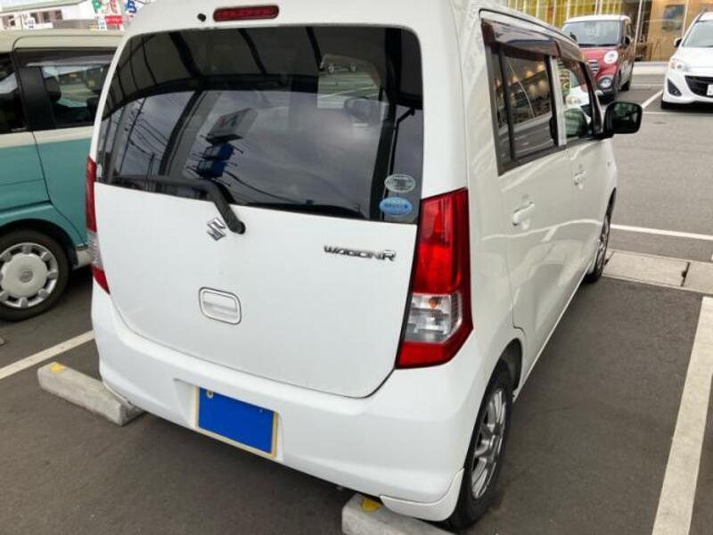 WAGON R