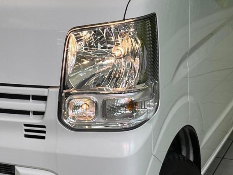 MINICAB VAN