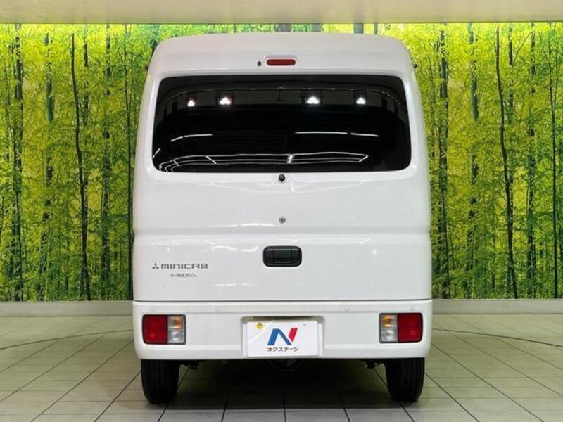 MINICAB VAN