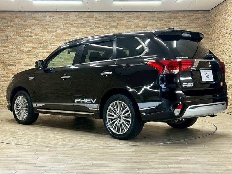 OUTLANDER PHEV