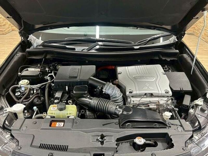 OUTLANDER PHEV