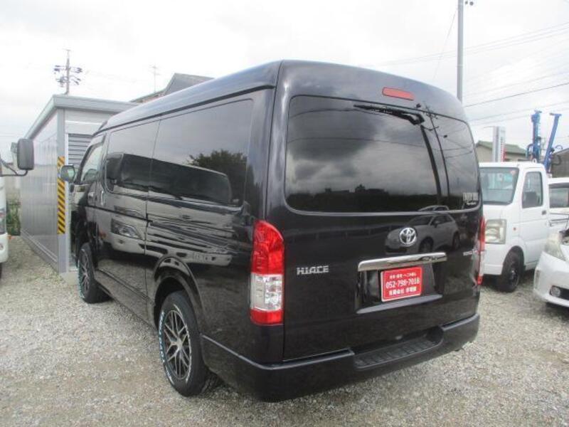 HIACE VAN