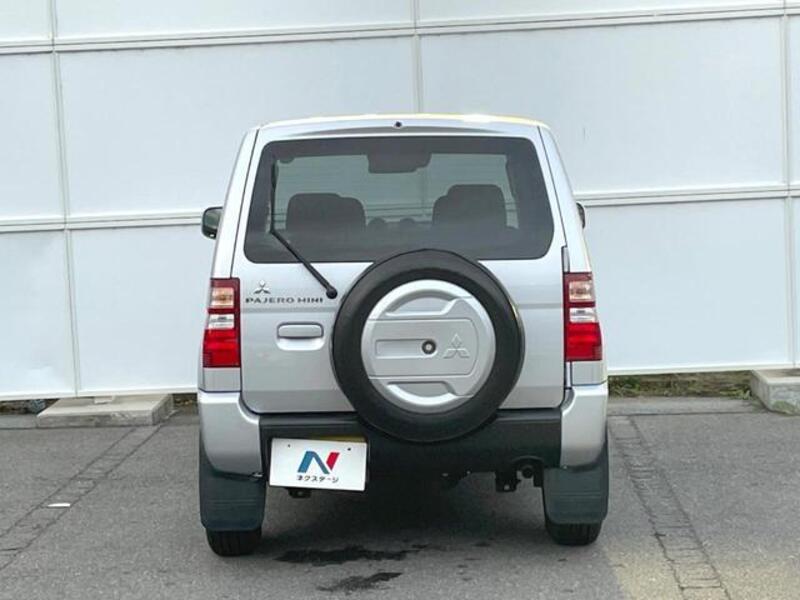 PAJERO MINI