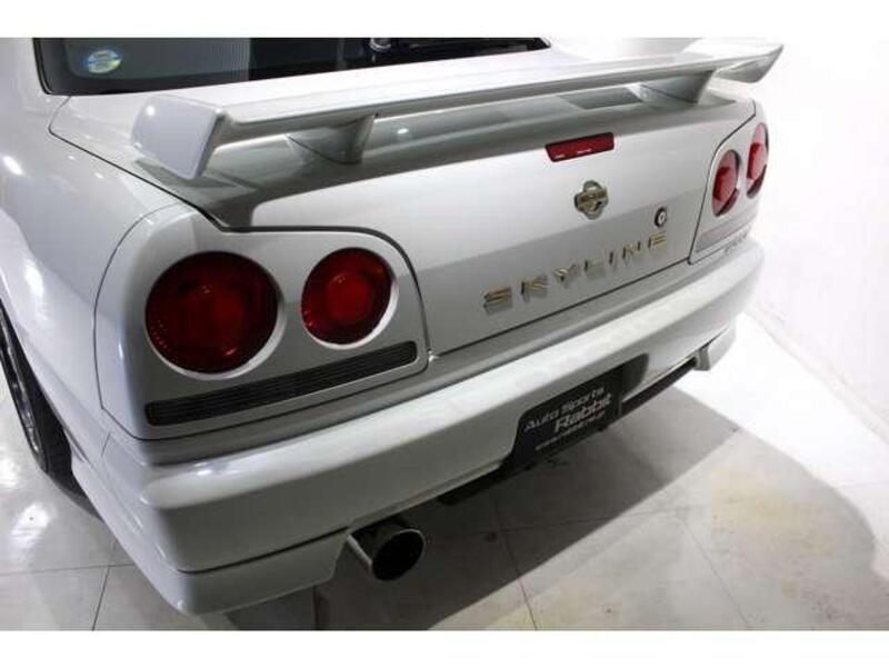 SKYLINE