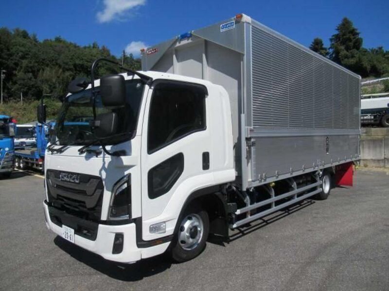 ISUZU FORWARD