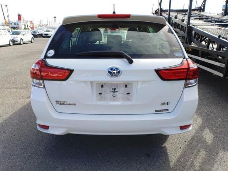 COROLLA FIELDER