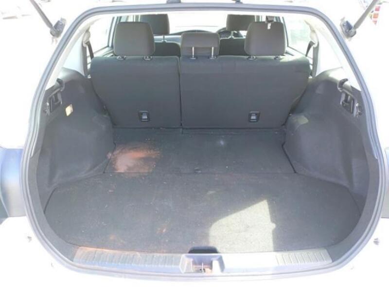 COROLLA FIELDER