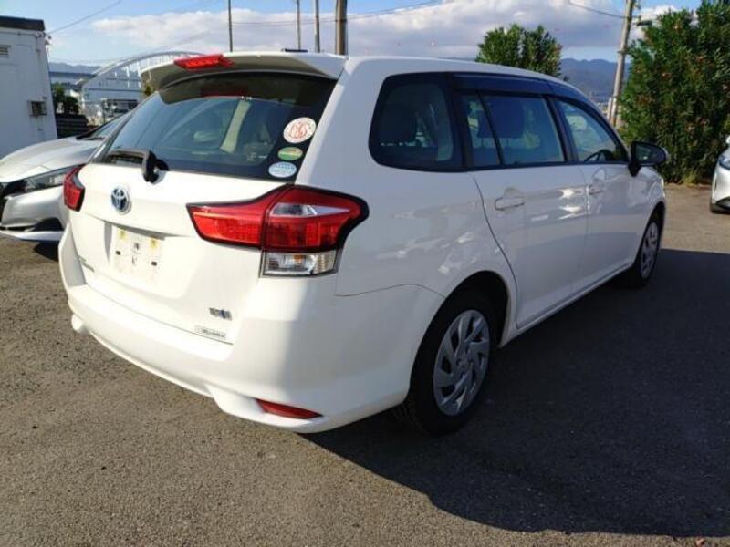 COROLLA FIELDER