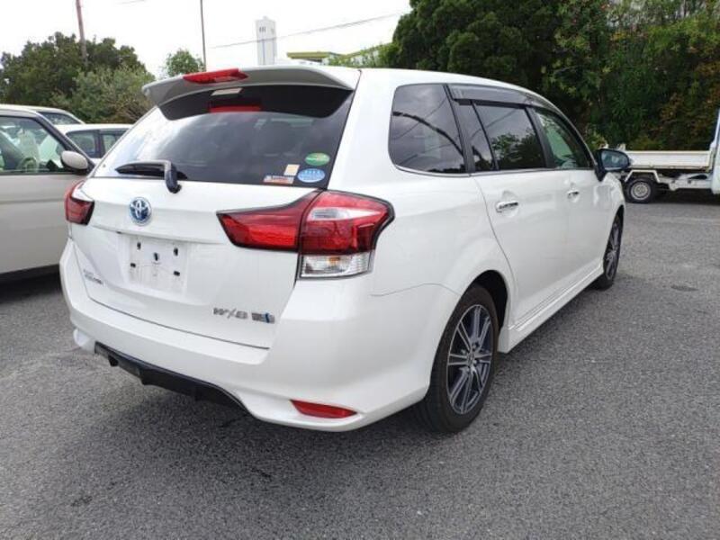 COROLLA FIELDER