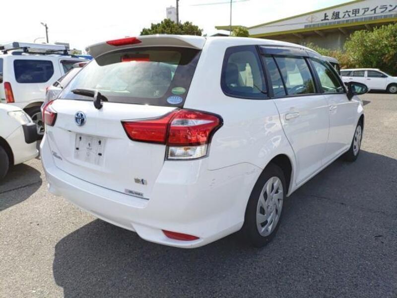 COROLLA FIELDER