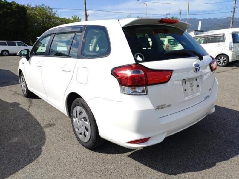 COROLLA FIELDER