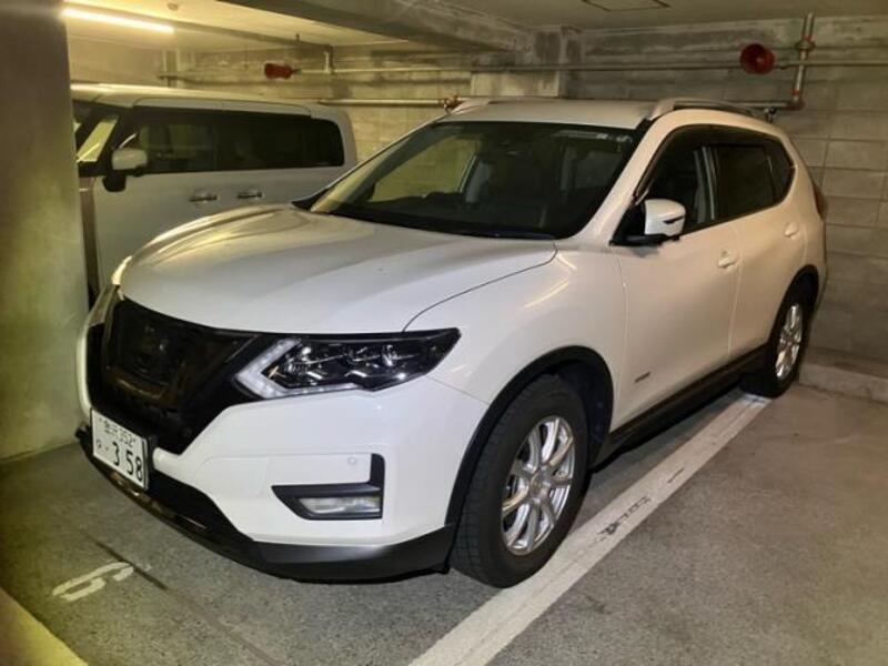 X-TRAIL