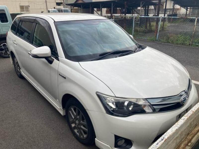 COROLLA FIELDER
