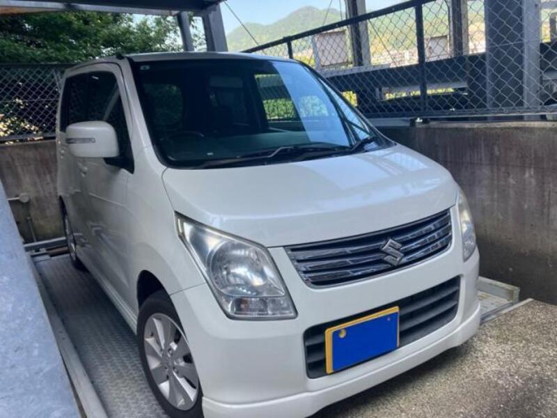 WAGON R